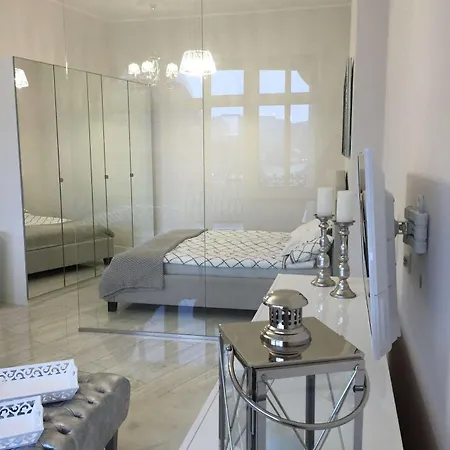 Homewell Stara Piekarnia Apartament *